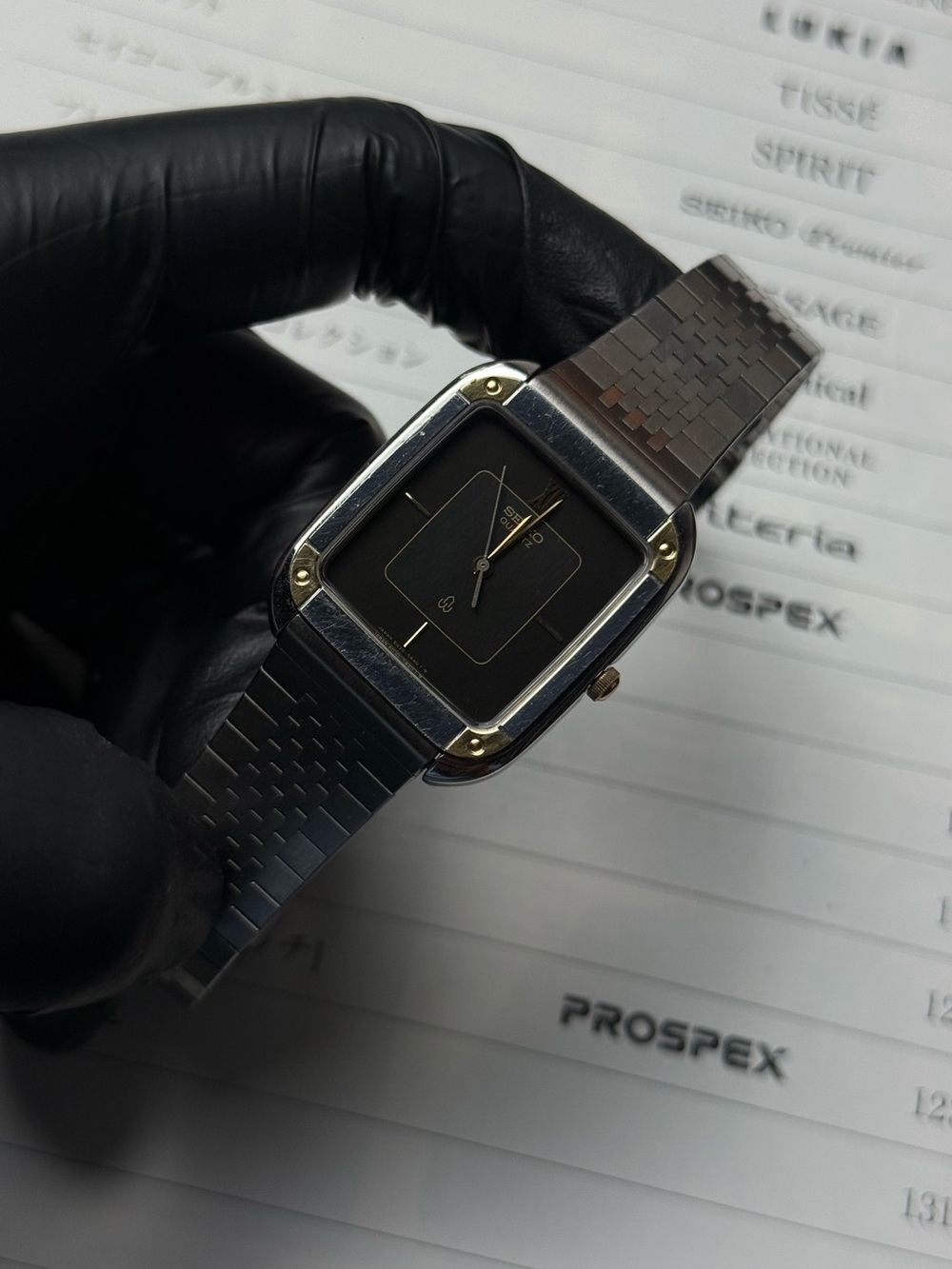 Vintage 1981 Seiko Quartz 6030-5370 Men’s Watch